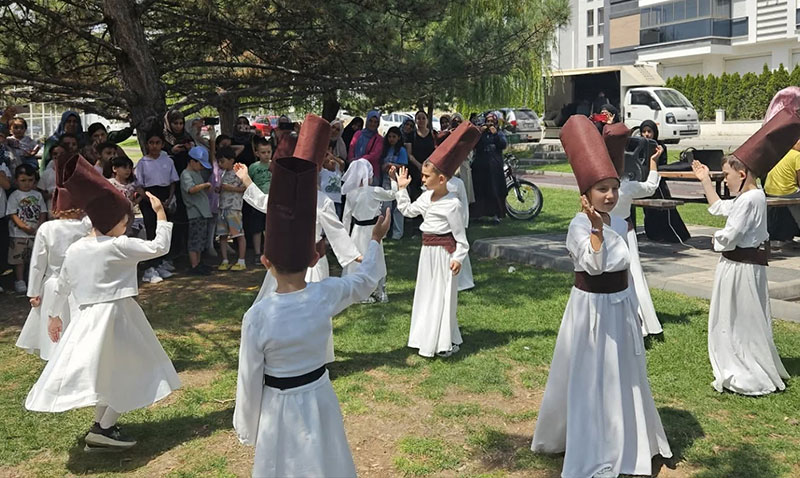 Tepeba’nda Tombakzade Park’nda Aile enlii Cokusu