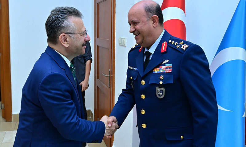 Hava Orgeneral smail Gneykaya’dan Vali Aksoy’a Veda Ziyareti