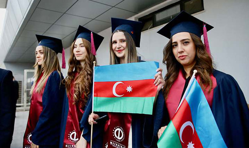 Anadolu Üniversitesi Bakü’de mezuniyet töreni düzenleyecek