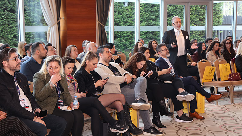 Akol Global Ev Sahipli�inde Bursa�da Yat�r�mc�lar Bir Araya Geliyor