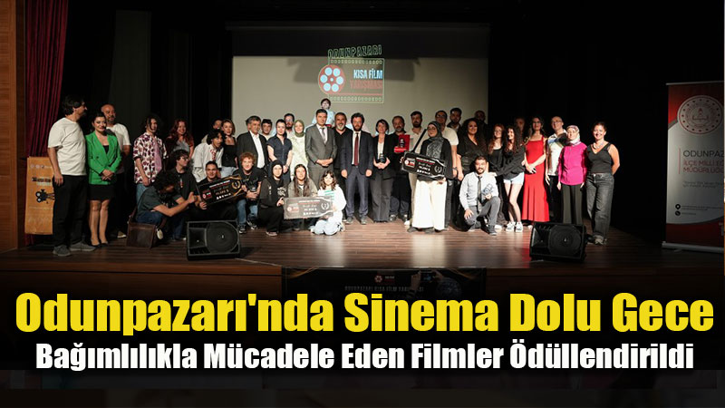 Liseli Sinemac�lar �d�lleri Toplad�: Odunpazar� K�sa Film Festivali Gala Gecesi Yap�ld�